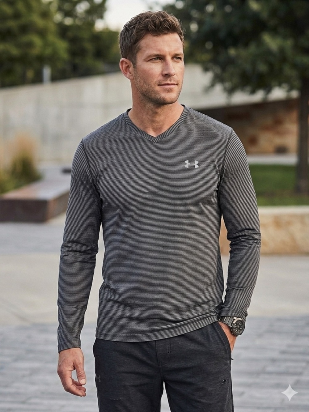 Under Armour Coldgear Gray Microstripe V-Neck Fitted Long Sleeve Shirt